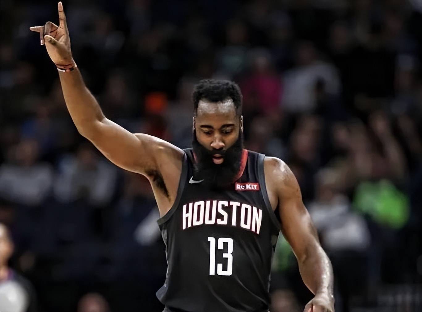 欧冠积分榜：阿森纳继续全胜领跑，拜仁3分之差位列第二（欧冠积分榜：阿森纳全胜领跑，拜仁落后3分居第二）