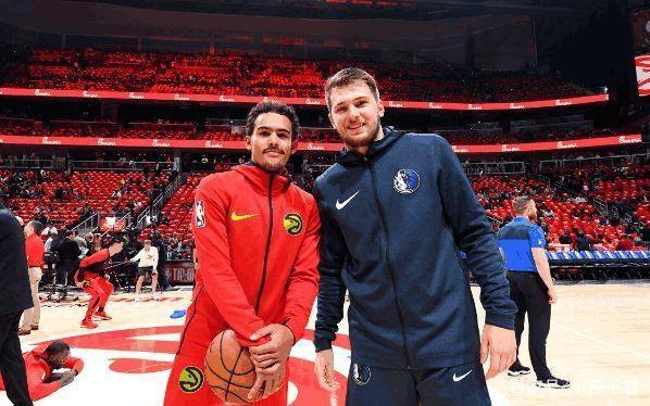 选择在伯纳乌领德国骑士十字勋章，克罗斯：皇马一直是我的家（克罗斯在伯纳乌获颁德国骑士十字勋章：皇马永远是我的家）