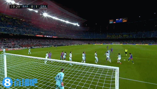 每体：罗克返回巴甲后表现出色，受到曼联和安切洛蒂的关注