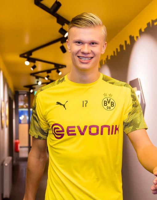 国安亚冠输球， 给河南队出难题！京媒：亚洲精英赛才是目标（国安亚冠失利致河南陷被动，京媒：重心在亚洲精英赛）