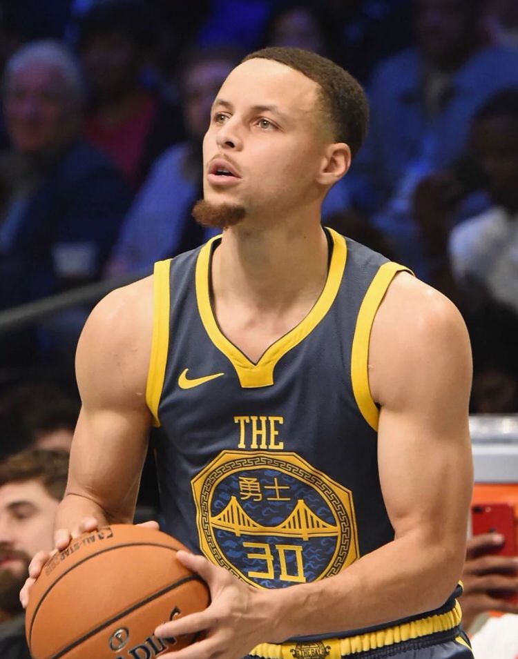 前同事：阿莫林对人要求很严格，但他充满同理心和热情（前同事称阿莫林要求严格，兼具同理心与热情）