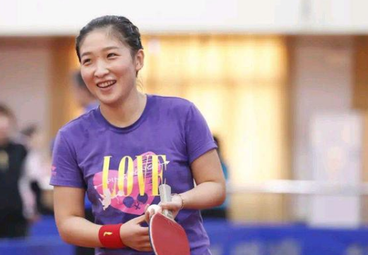 张玉宁通过 张玉宁通过